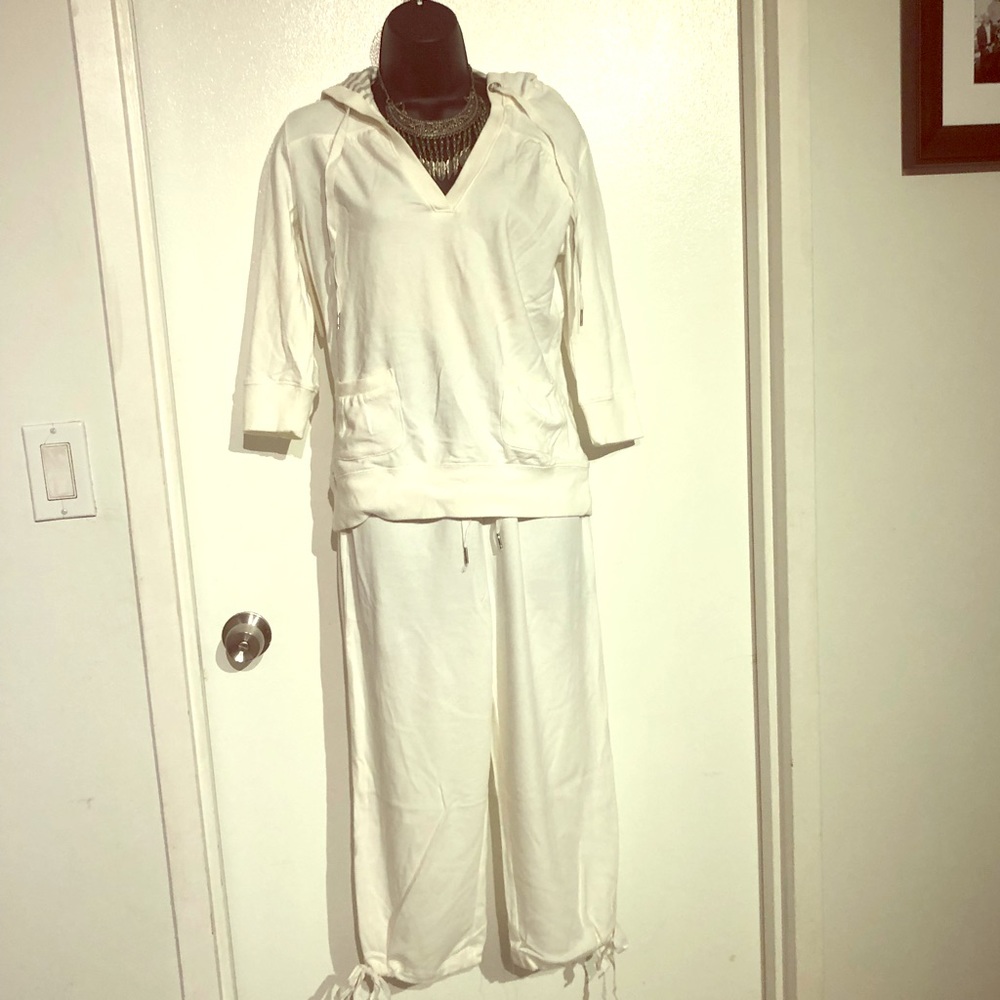 NY&Co 3/4 sleeve hoodie with matching capris